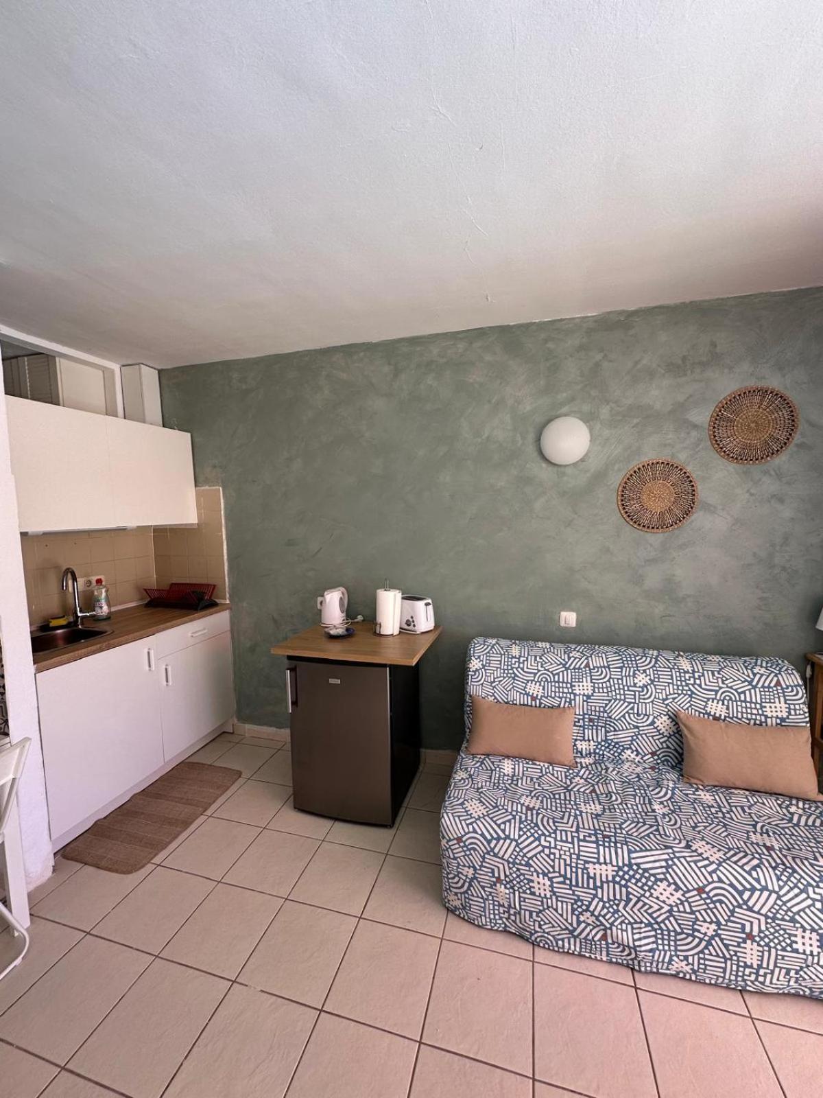Apartamento Flat Con Piscina In Costa Del Silencio - 5 Minuti Dal Mare Arona  Exterior foto